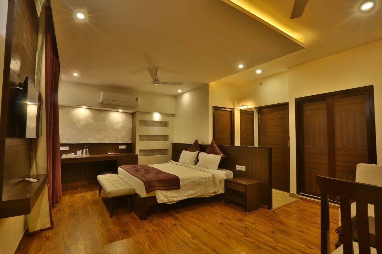 Hotel The Great Ganga Rishīkesh Eksteriør billede